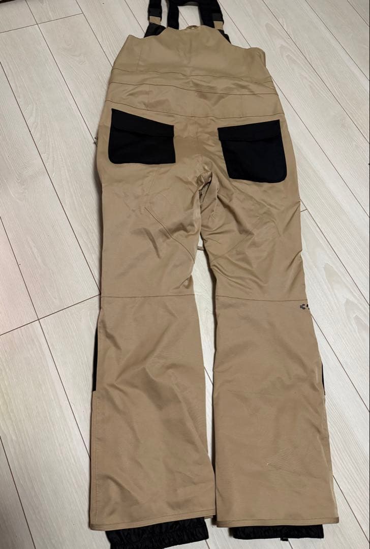 ［出品2/27まで］thirtytwo 21-22 BASEMENT BIB L