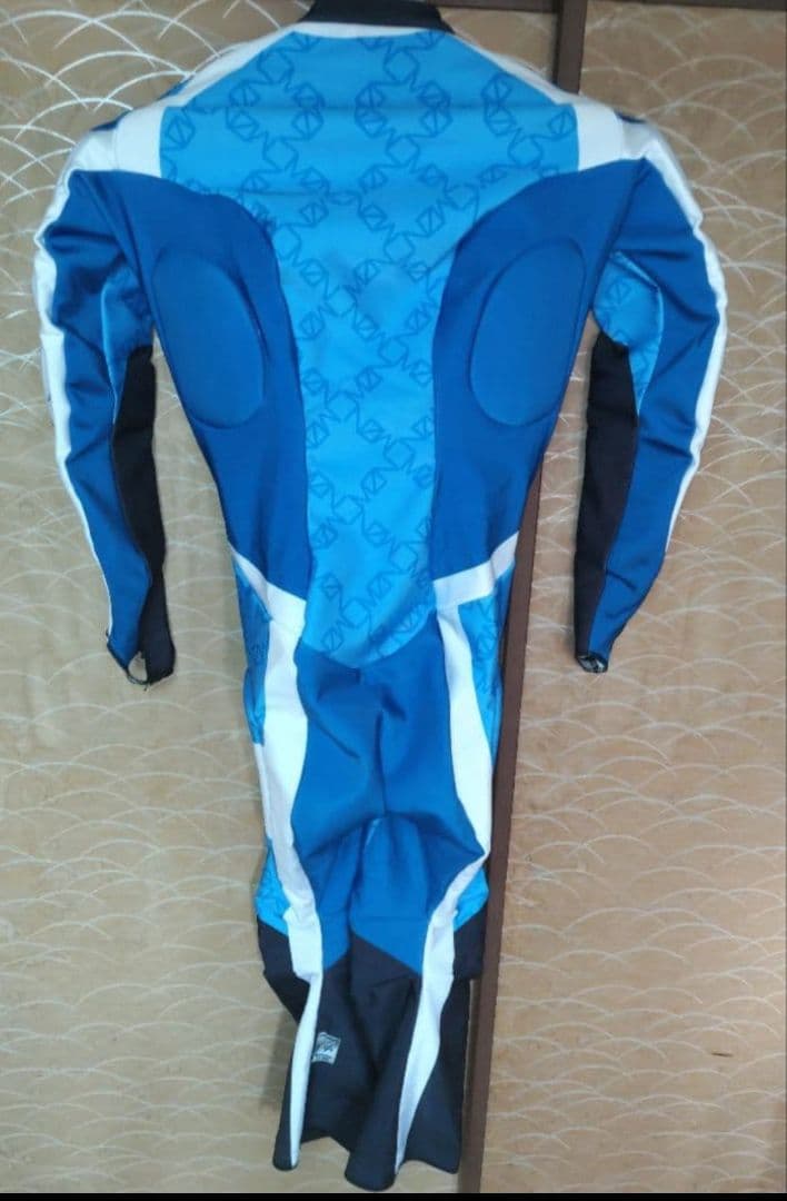 あ*い様 程度良好 MIZUNO ミズノ FIS 対応ワンピース