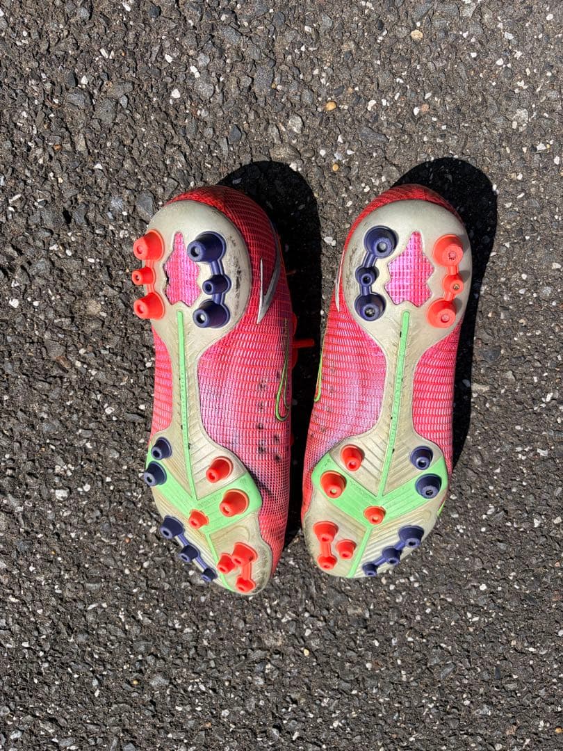 Nike サッカーシューズ スパイク オレンジ/ピンク