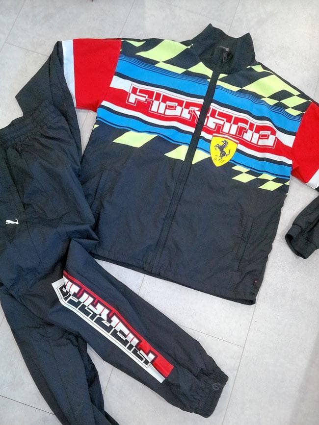 PUMA × フェラーリ コラボ ウーブン セットアップ USサイズ 上下セット