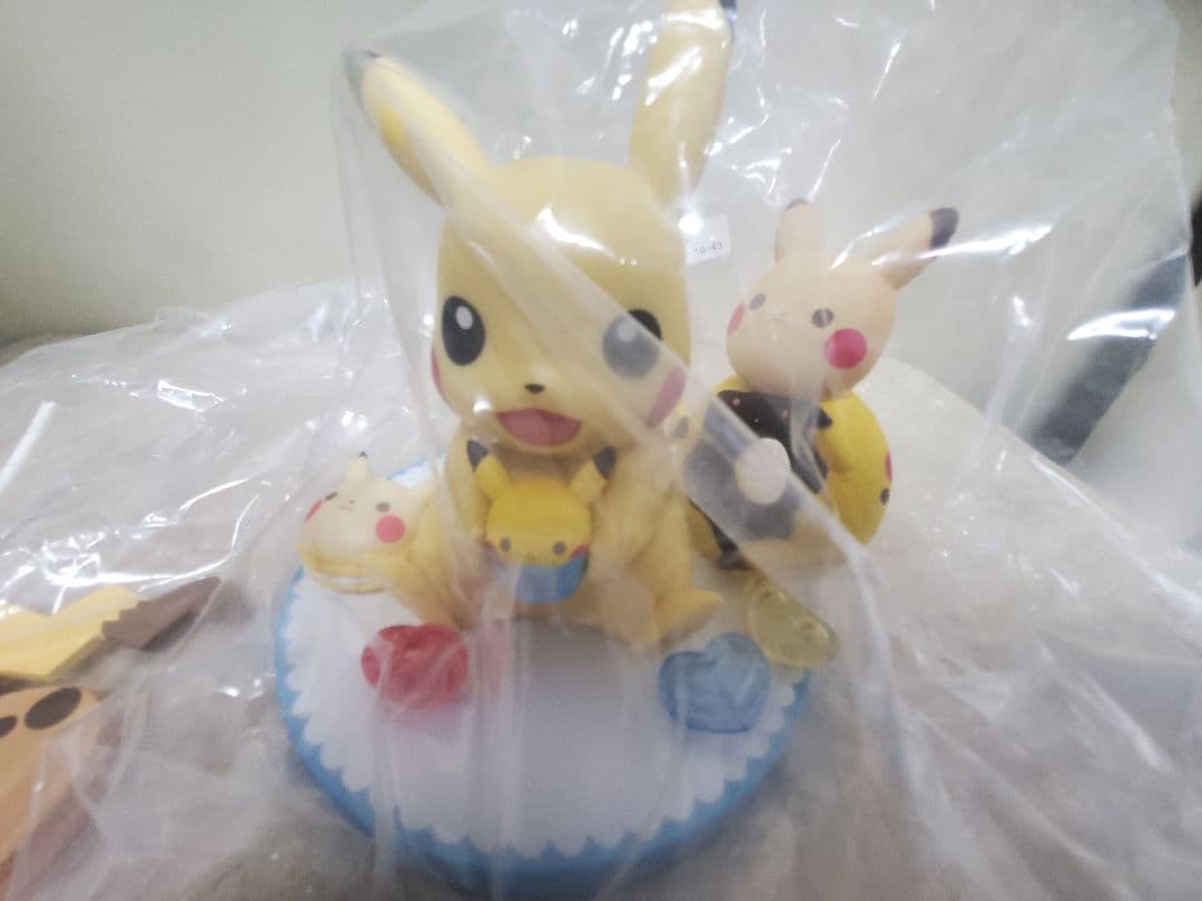 買うなら今!! ピカチュウ フィギュア (箱なし)