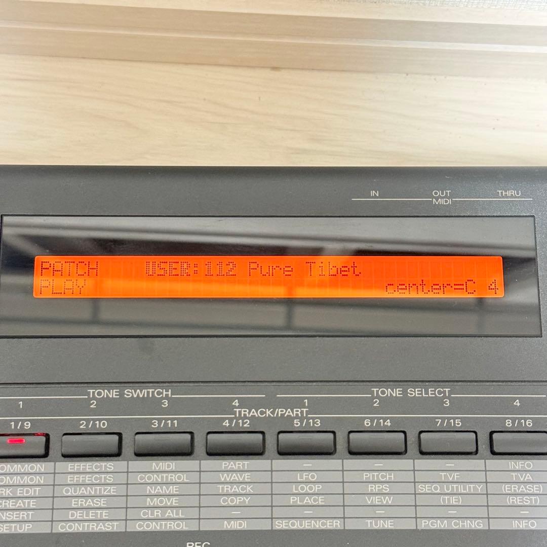 動作品　XP-50 ROLAND ローランド　シンセサイザー