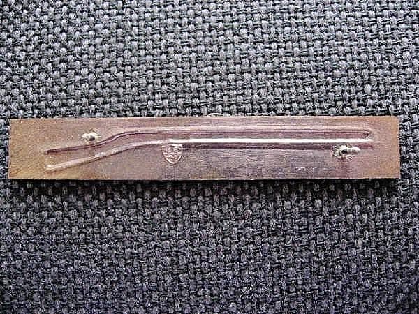 ■■■未使用品、米軍実物・ピンバッチ/ライフル■■■