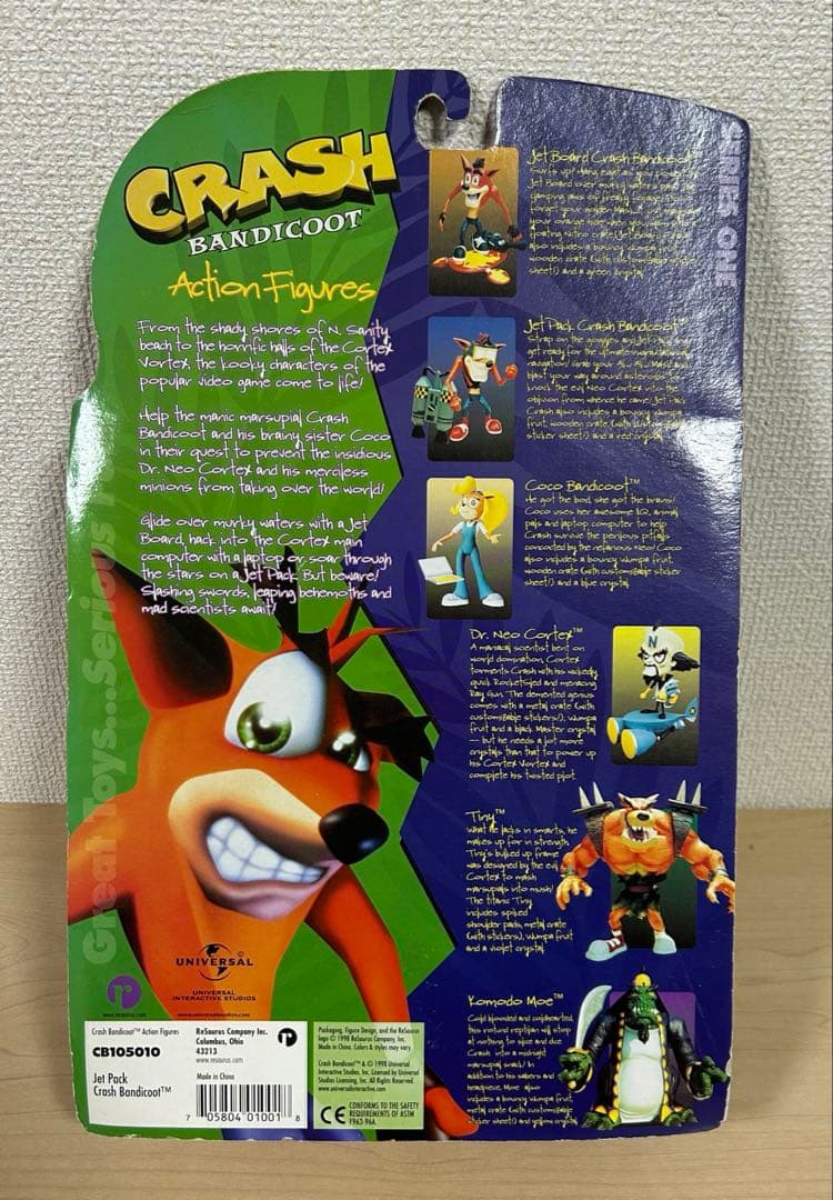 クラッシュ・バンディクー フィギア。