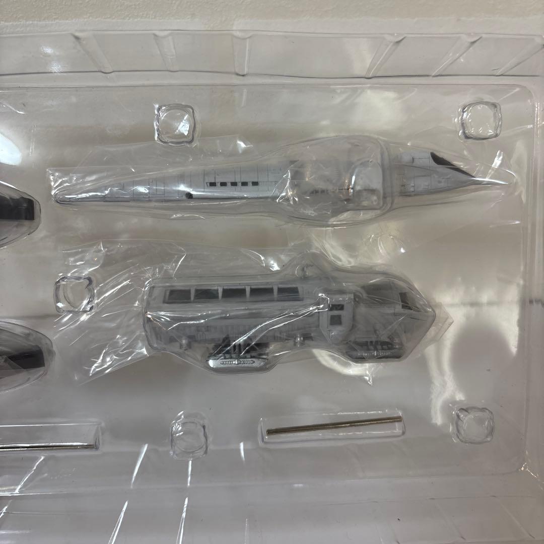 2001年宇宙の旅 オリオン号＆ムーンバス ABS製塗装済完成品 ミニフィギュア