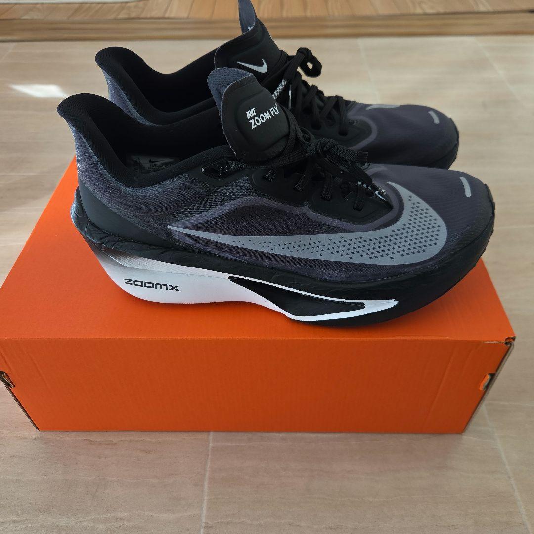 NIKE ZOOM FLY 6 ブラック