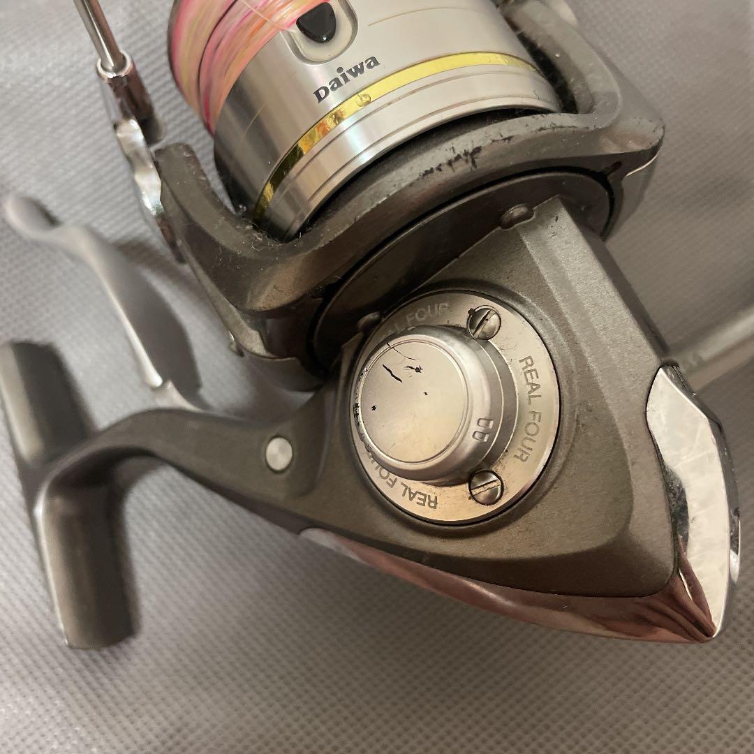 ダイワ　daiwa TRISO SHOX リール　2500LBD