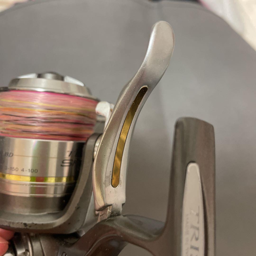 ダイワ　daiwa TRISO SHOX リール　2500LBD