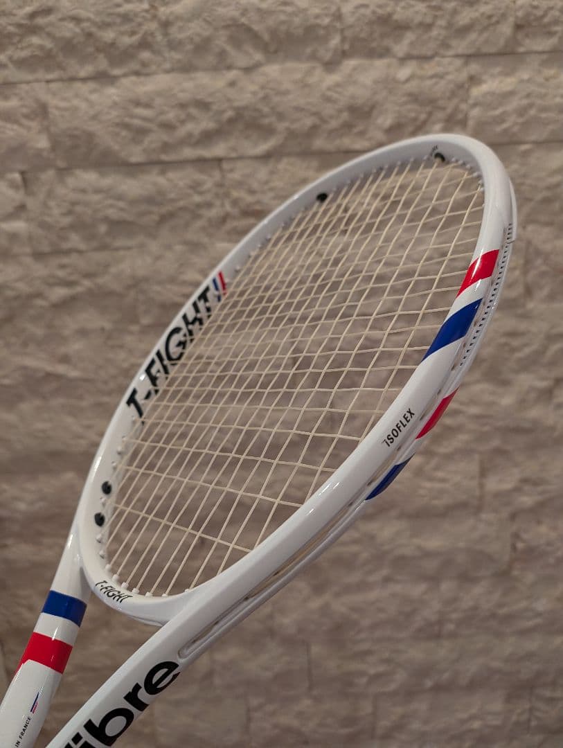 【美品★使用数回】T-FIGHT テニスラケット 285g 100inch G2