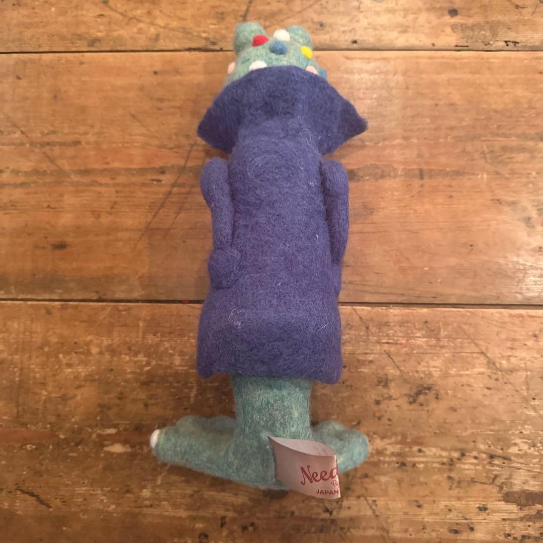 ニードールズ　wool 人形