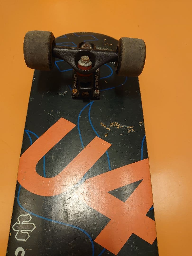 スケボー　carver カーバー U4 牛越　VENICEPAC限定版ケース付き