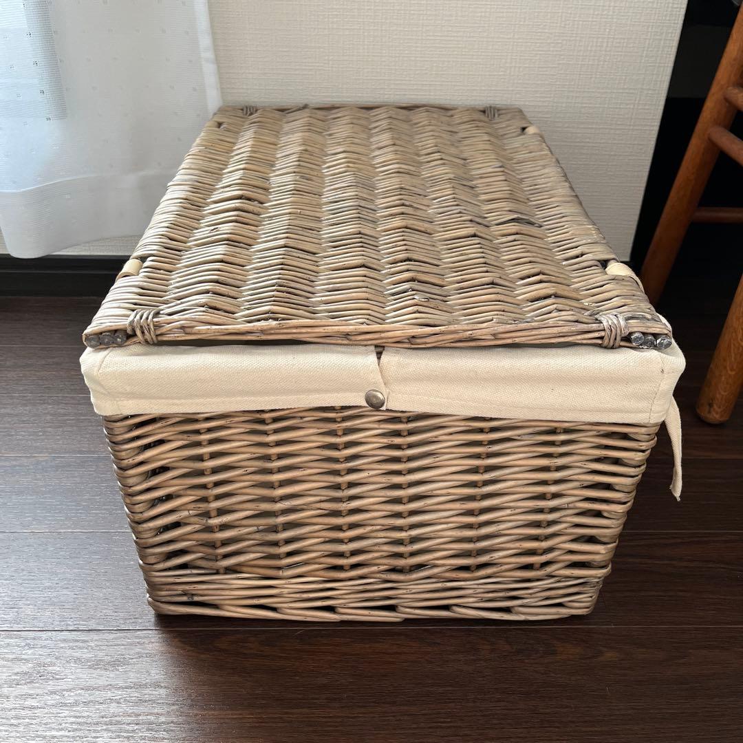 トランクバスケット　ピクニックバスケット　グレージュ　新品
