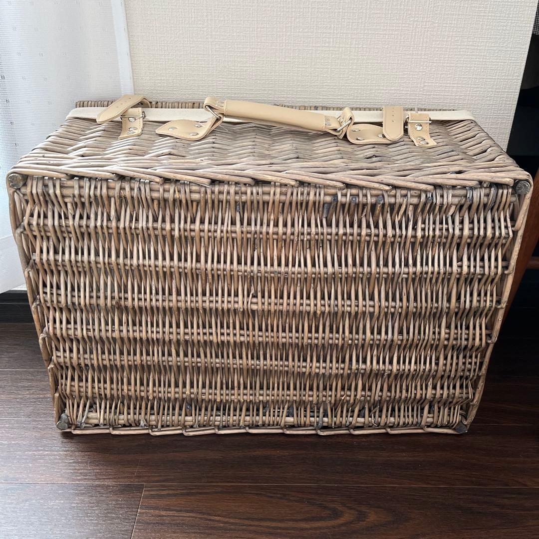 トランクバスケット　ピクニックバスケット　グレージュ　新品