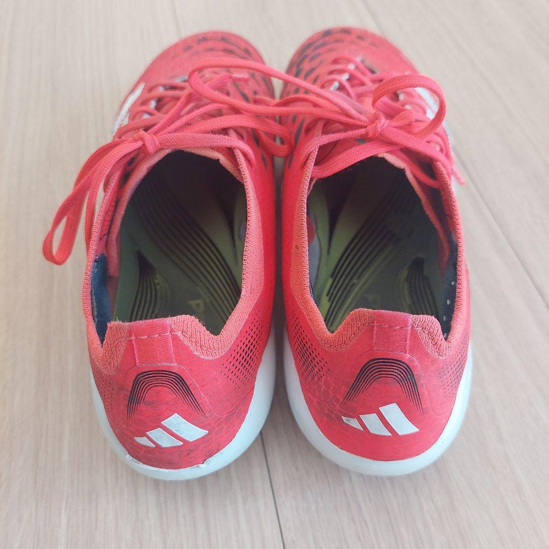 Adidas Predator スパイク