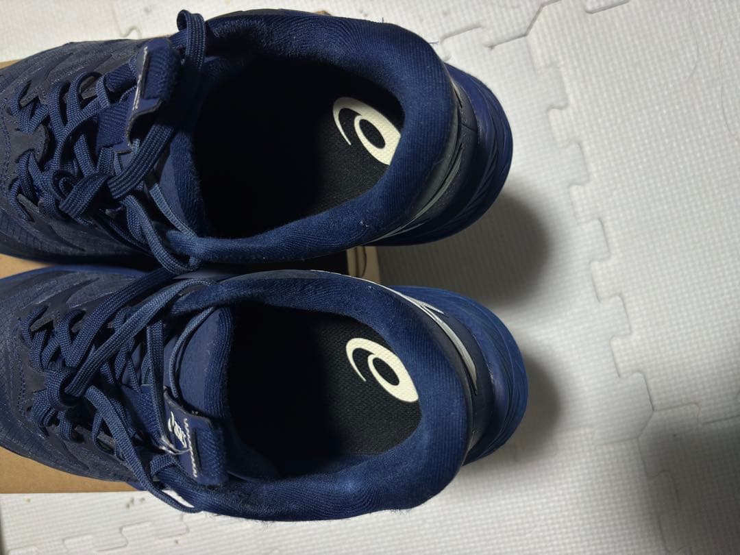 ASICS アンプレアレス2low 26.0センチ