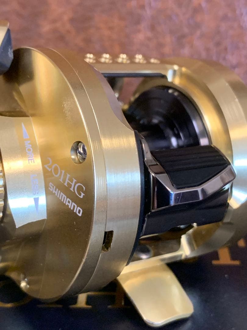 SHIMANO OCEA CONQUEST 201HG ゴールド