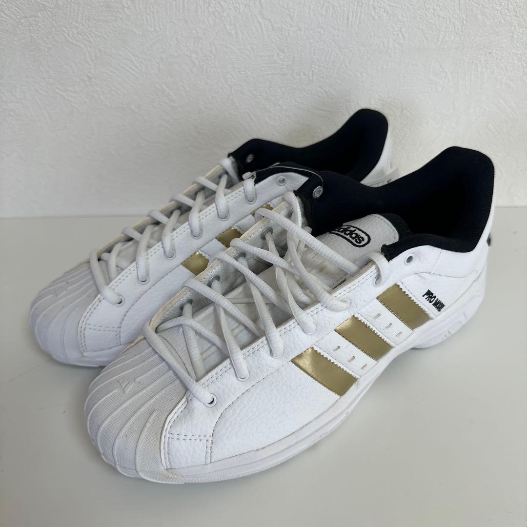 【新品　未使用】アディダスadidas プロモデル スニーカー 25.5cm