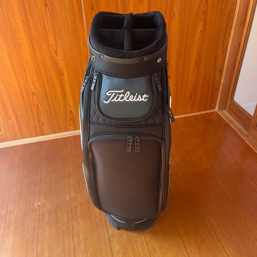 Titleist キャディバッグ ブラック・ホワイト