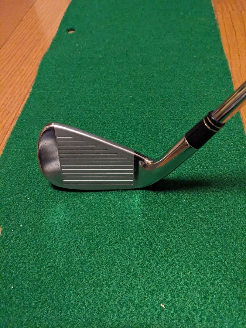 【即時発送可能】アイアン 4番テーラーメイドTaylorMade R9