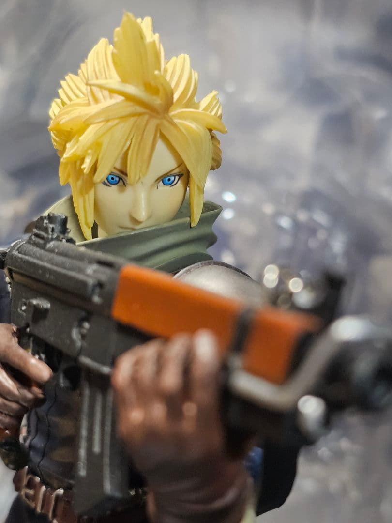 CRISIS CORE FINAL FANTASY VII　フィギュアセット