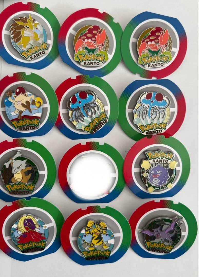 ボールなし ポケパーク カントー ピンズ 19点 (ボール追加可)