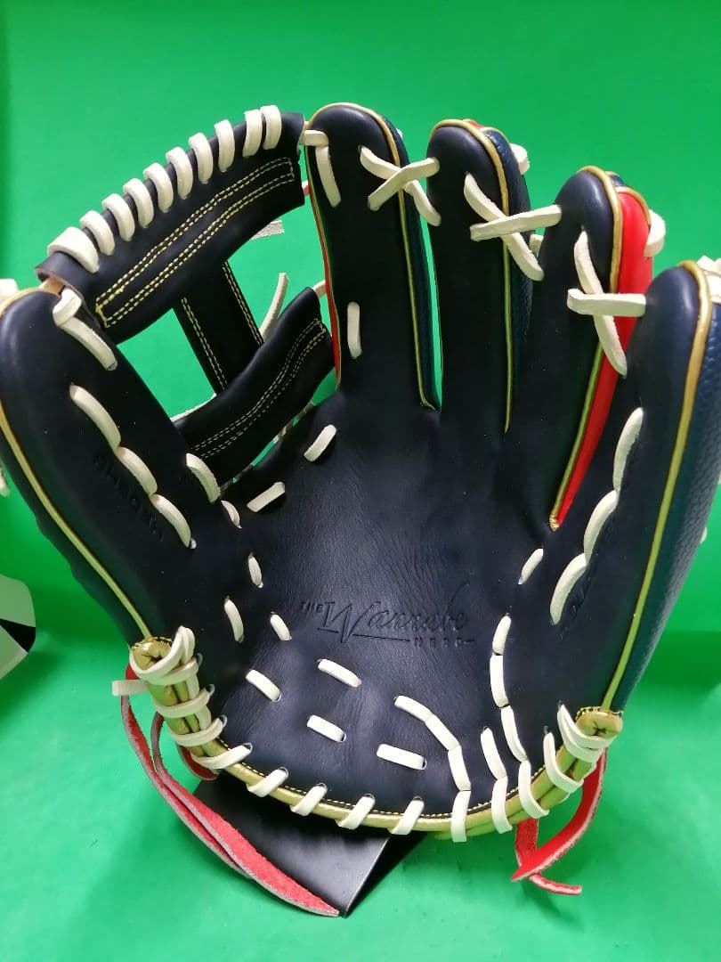 13.Wilsonワナビー軟式グラブ