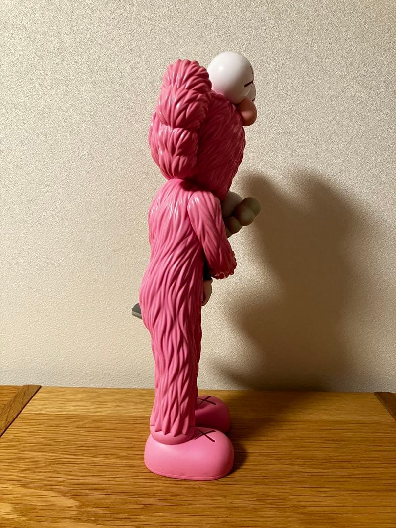 【メディコムトイ正規品】KAWS TAKE Pink