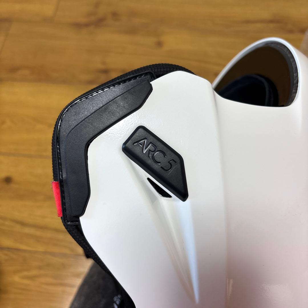 ぴ*よ様 OAKLEY ホワイト ヘルメット