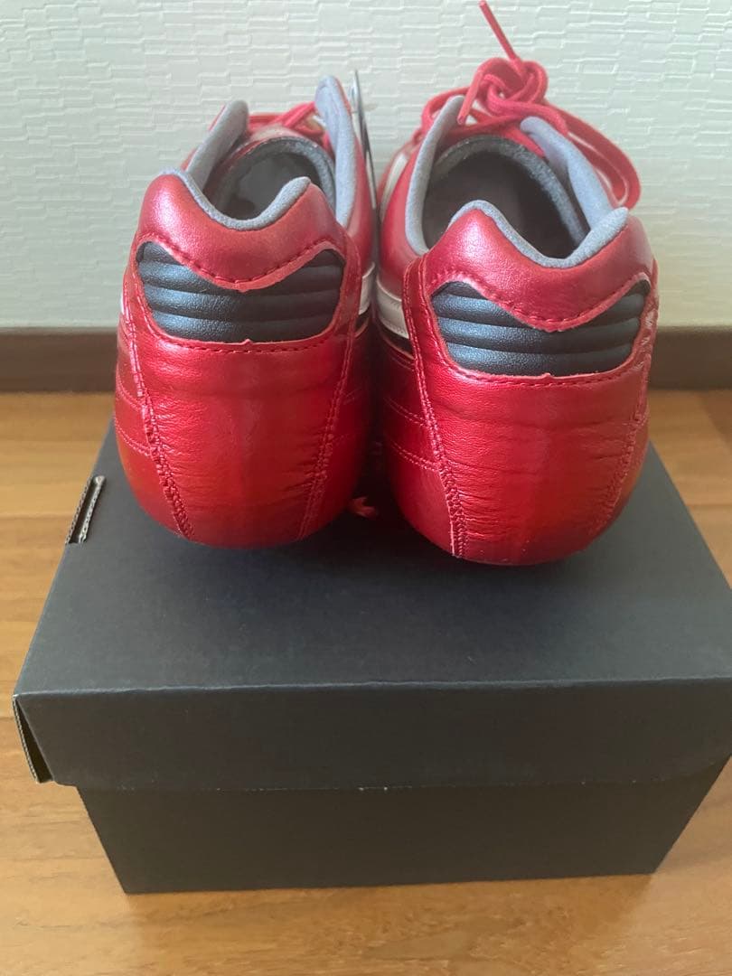 MIZUNO モレリア2Japan Ruby red 40周年記念モデル