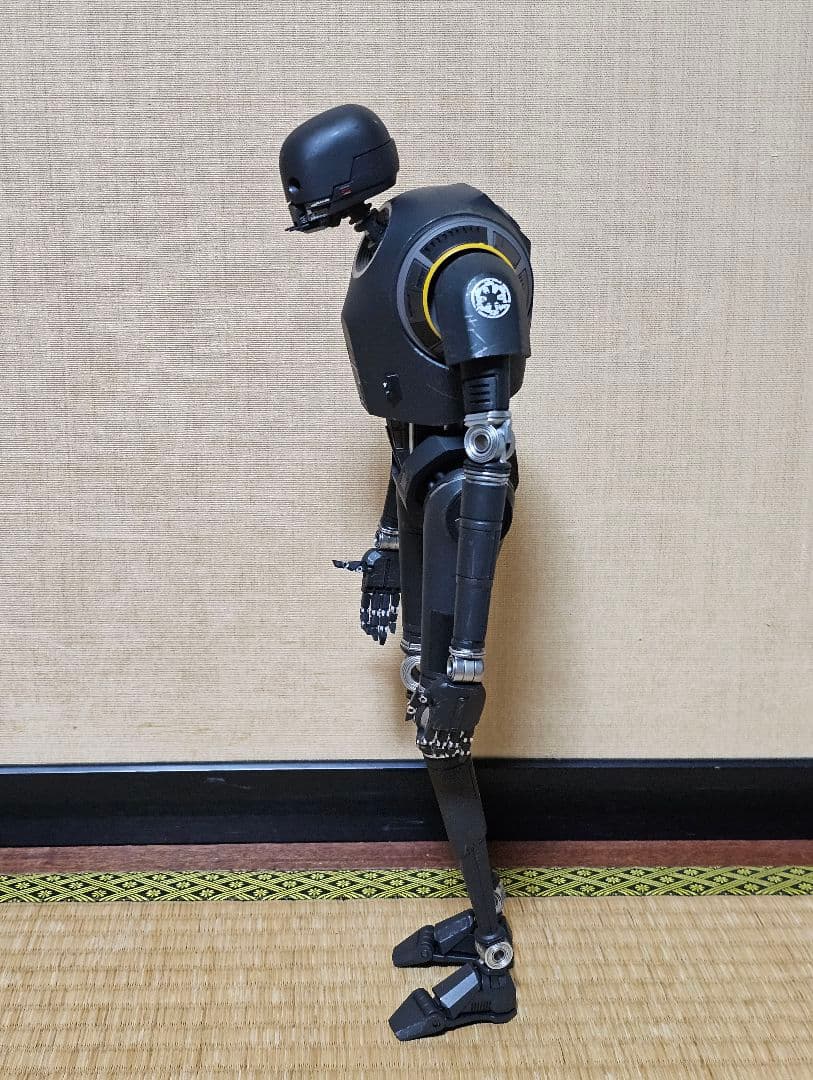 ローグ・ワン スター・ウォーズ 1/6 Ｋ-２ＳＯ ホットトイズ 欠品あり
