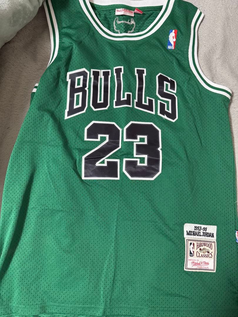 Bulls Michael Jordan 23 緑色ジャージ
