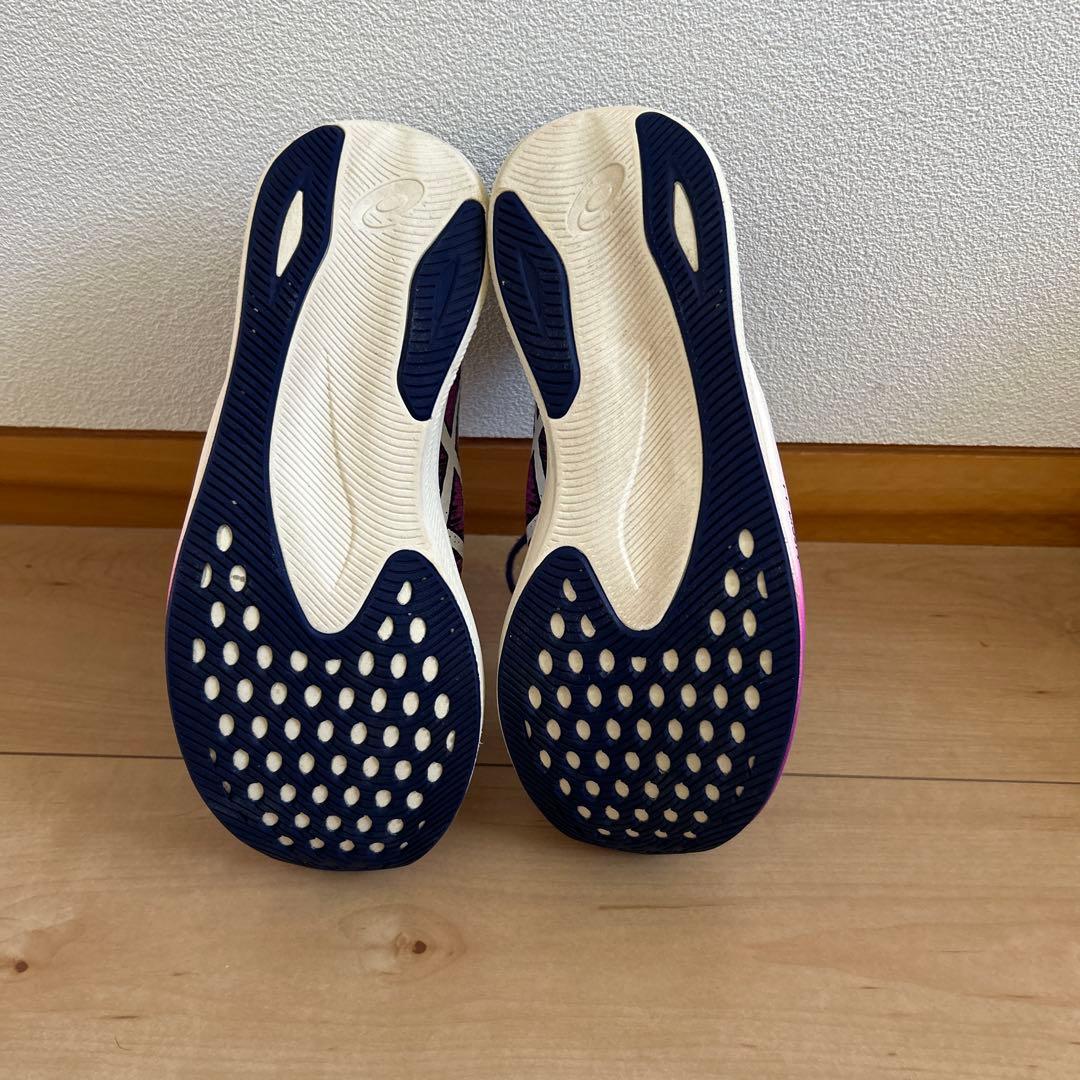 ASICS MAGIC SPEED ランニングシューズ 紫/ネイビー　24㎝