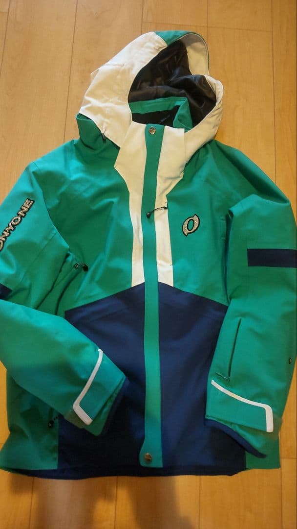 ONYONE オンヨネ スキーウェア 上下セット グリーン　Sサイズ