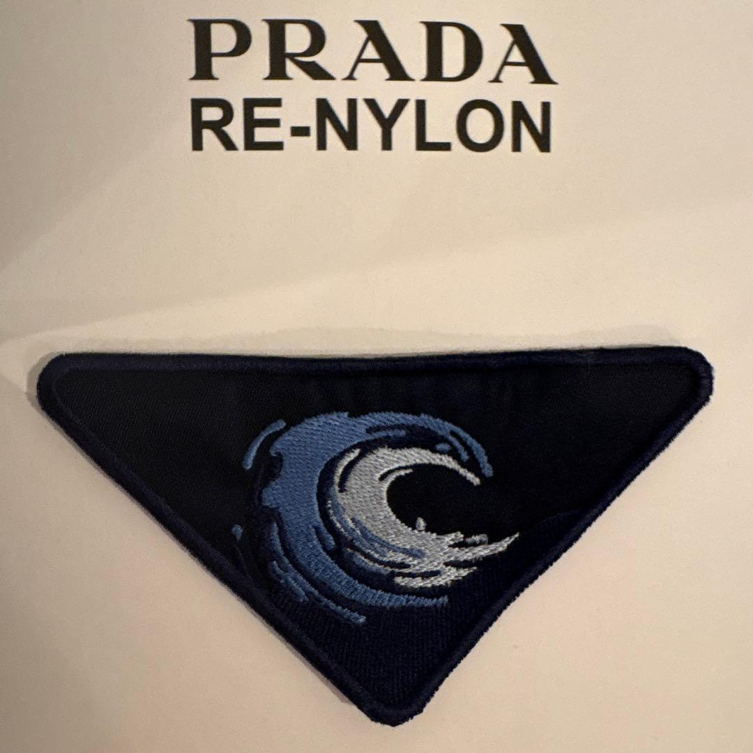 PRADA RE-NYLON ノベルティグッズ　プラダワッペン　袋&冊子付き