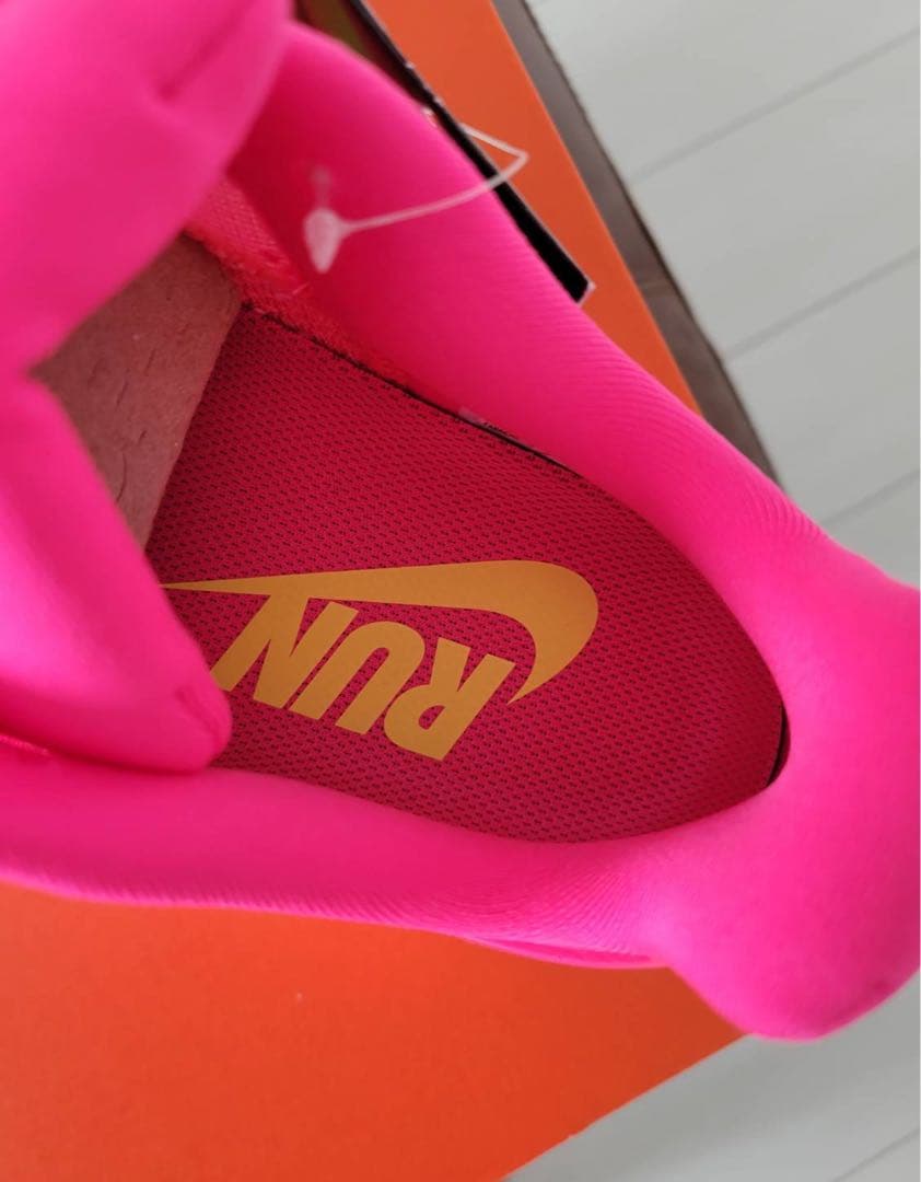 Nike ウィメンズズーム ボメロ プレミアム24.5cm 新品