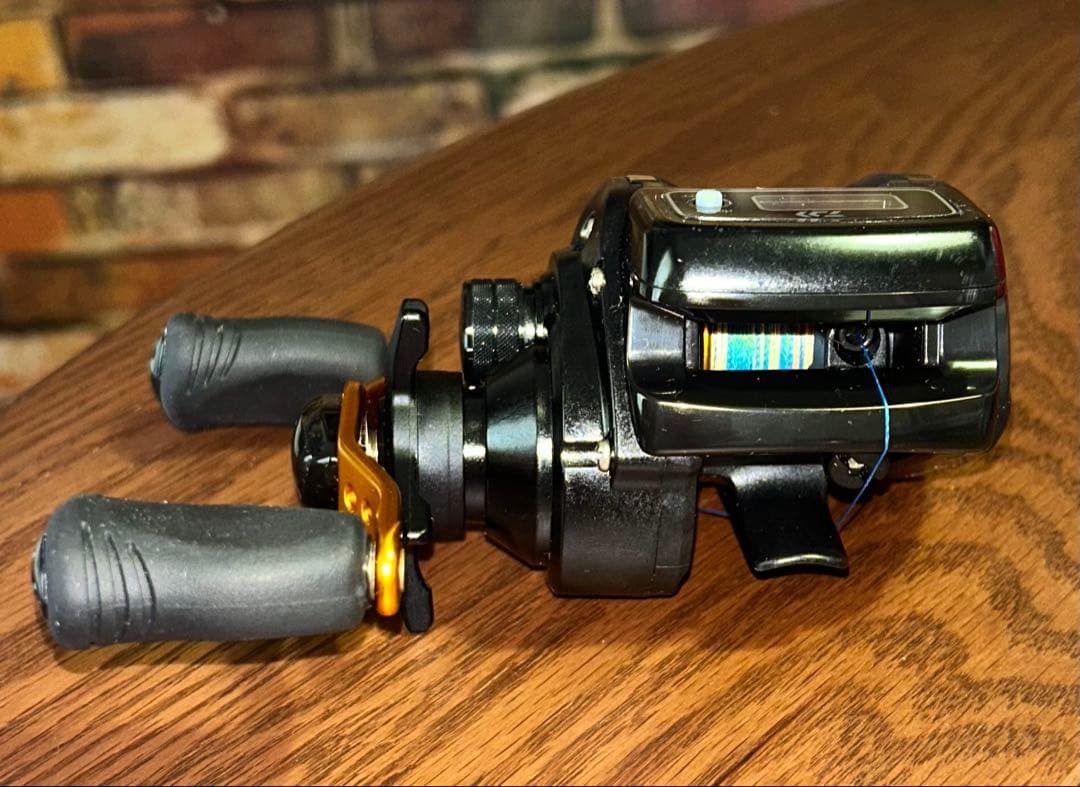 DAIWA ダイワ ライトゲーム ICV 150H 右ハンドル