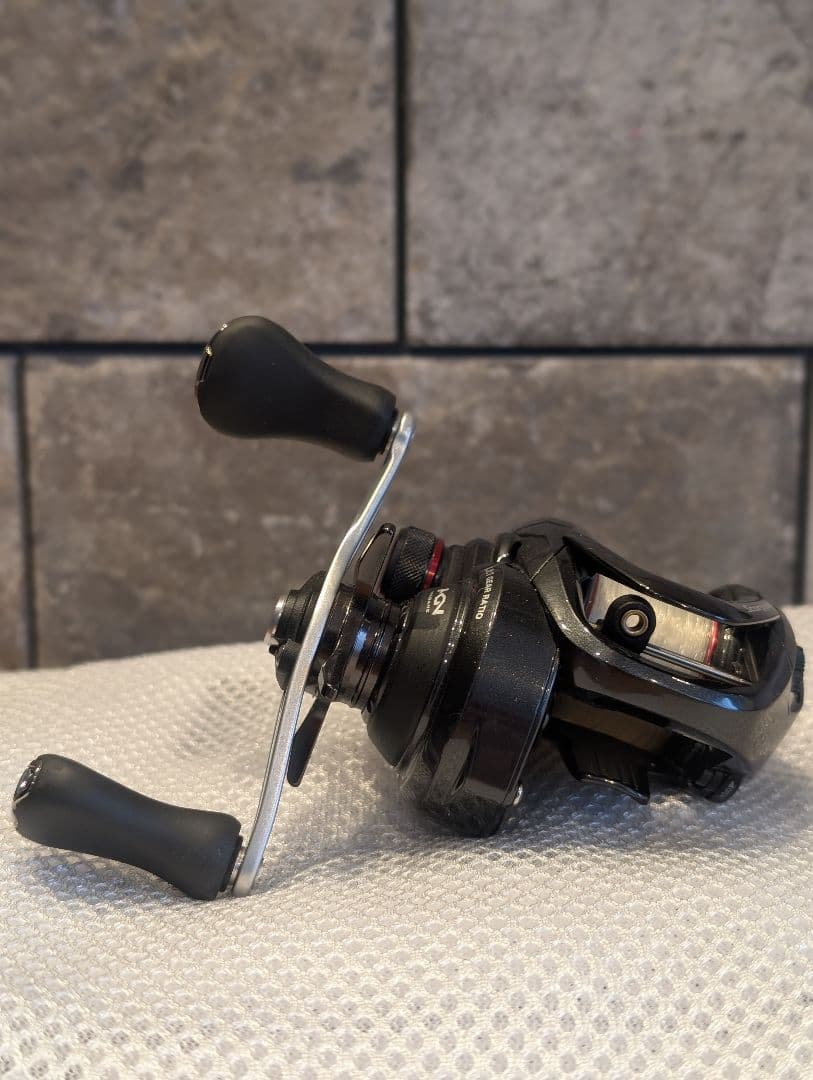 SHIMANO Scorpion 70 ベイトリール