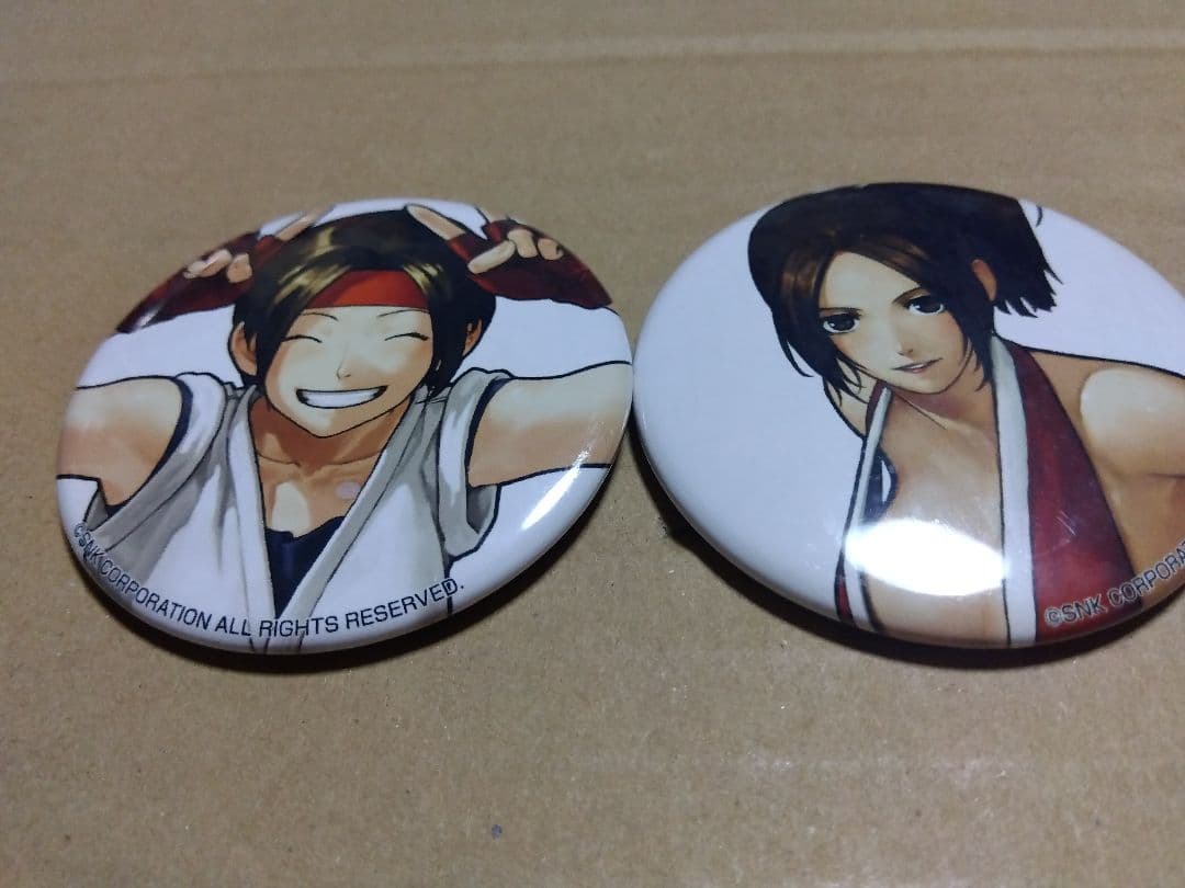 KOF 缶バッジ　不知火舞　ユリ　キング　餓狼伝説　龍虎の拳　ネオジオ　SNK