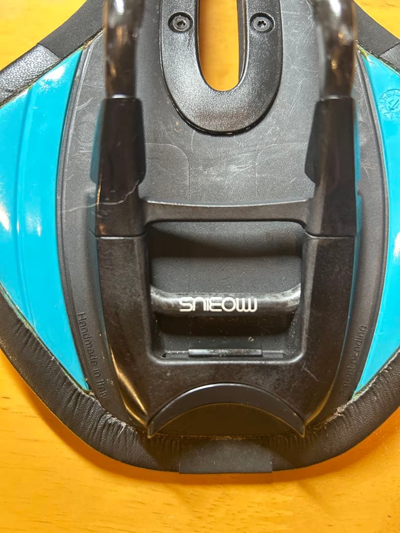 フィジーク　ルーチェR1サドル