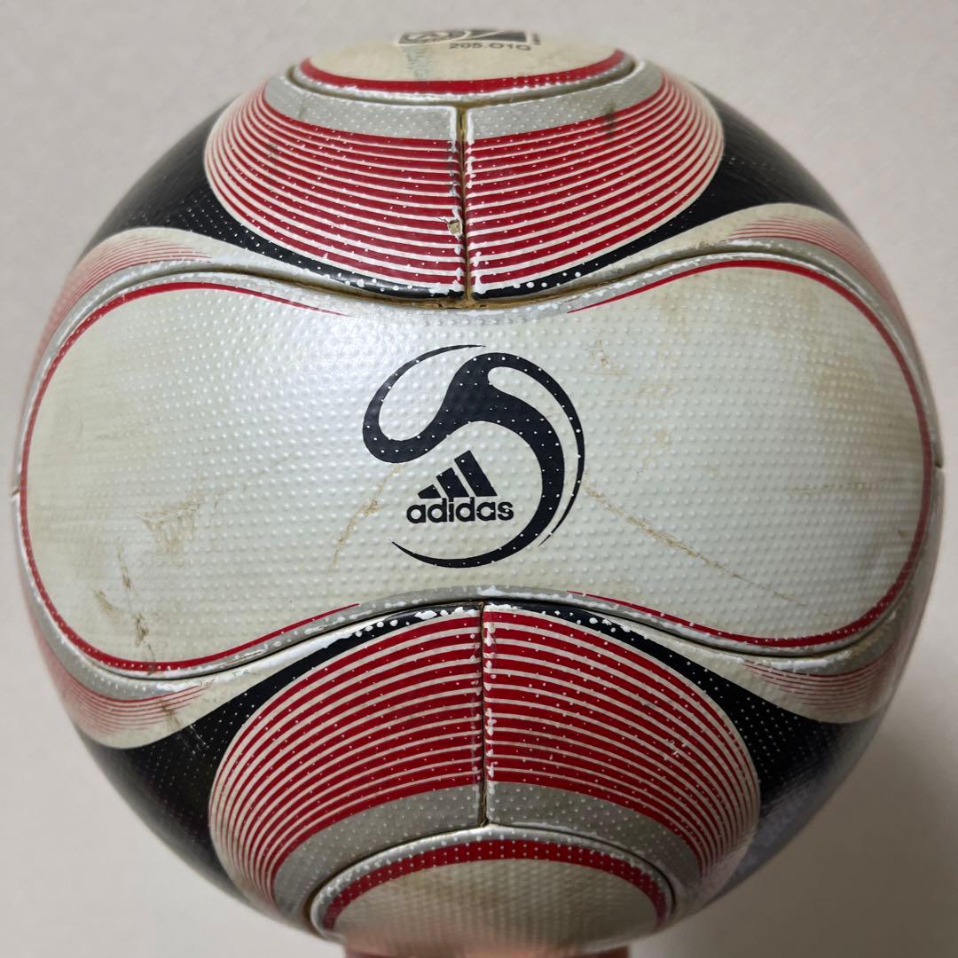 adidasチームガイスト2 TEAMGEIST 5号
