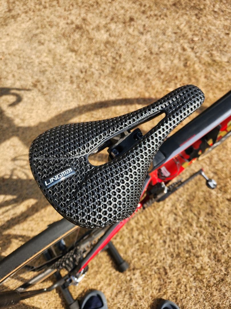 2018年モデルBMC TEAM MACHINE SLR 01
