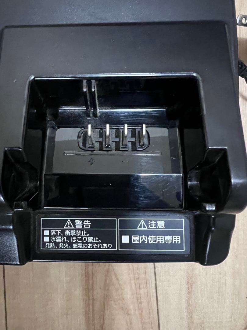 Panasonic NKJ092Z 充電器