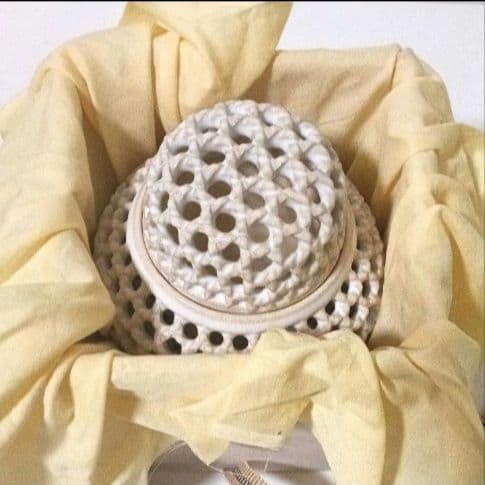 未使用美品 萩焼 誠心窯 石川誠心 香炉 共箱 栞 透かし彫り 香炉 三足
