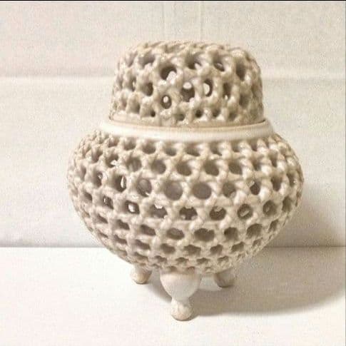 未使用美品 萩焼 誠心窯 石川誠心 香炉 共箱 栞 透かし彫り 香炉 三足