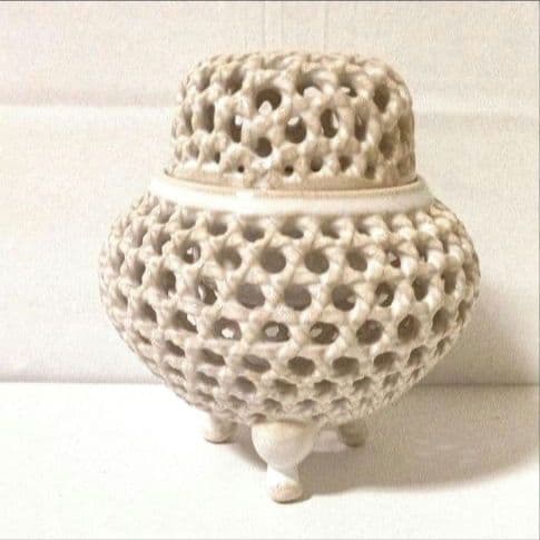 未使用美品 萩焼 誠心窯 石川誠心 香炉 共箱 栞 透かし彫り 香炉 三足