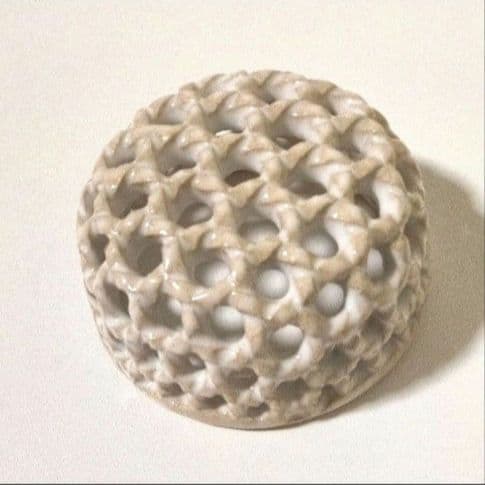 未使用美品 萩焼 誠心窯 石川誠心 香炉 共箱 栞 透かし彫り 香炉 三足