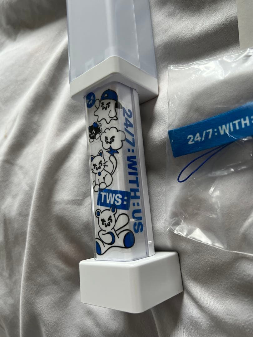 TWS ペンライト 42