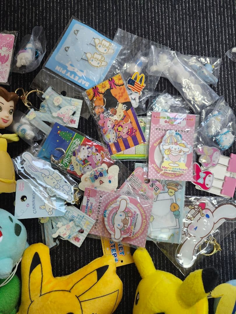 ポケモン　ミニオン　プリキュア　まとめ売り