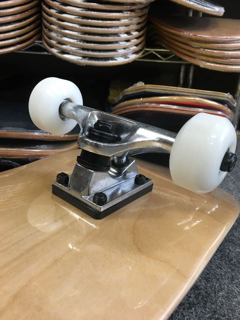 送料無料 新品 USAブランク スケートボード スケボー コンプリート 7.5