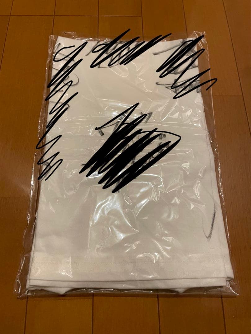 FANTASTICS メンバー直筆サイン入りTシャツ